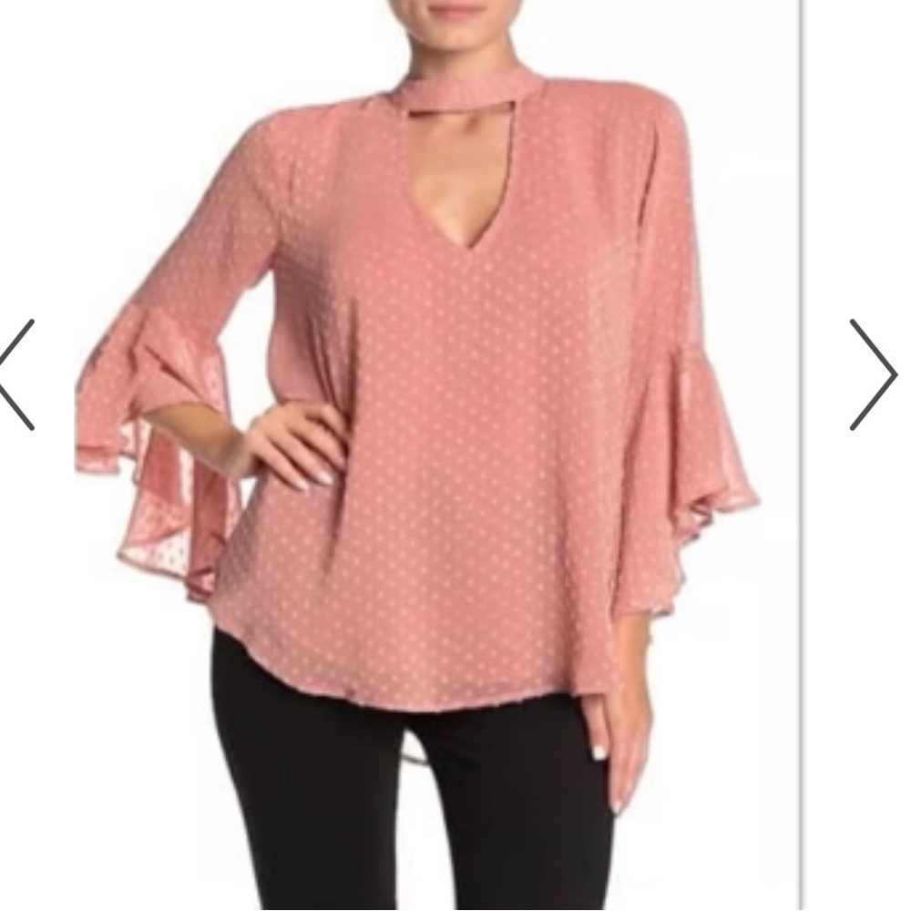 Band of Gypsies Blouse Women’s S,
Blush Pink V Neck Swiss Dot Bell
Sleeves Boho